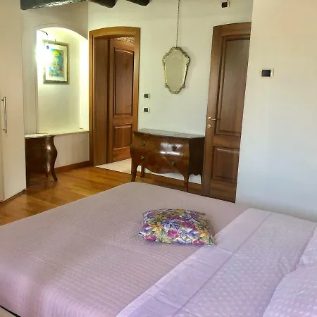 Casa Sonia Bed & Breakfast *